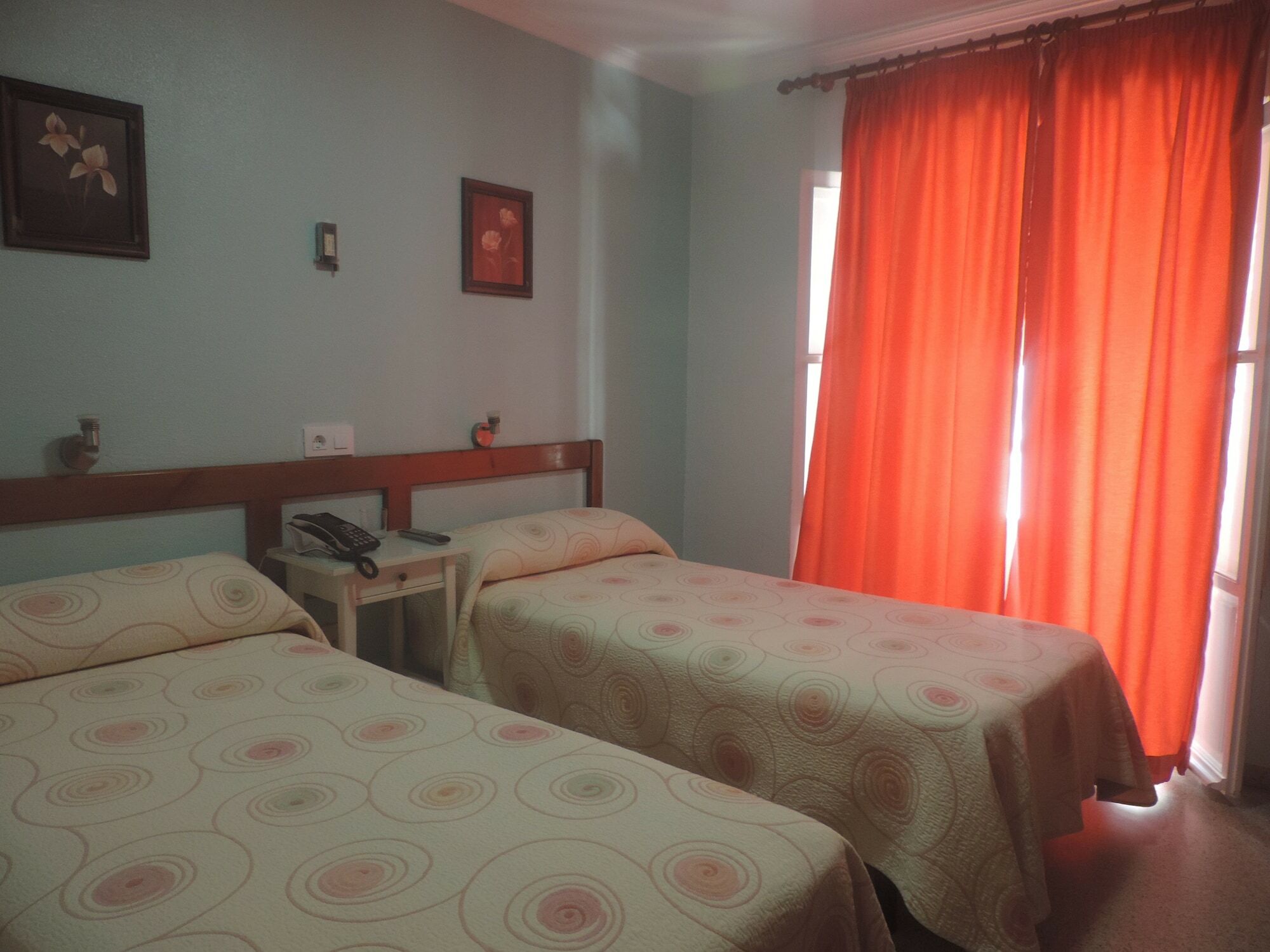 Hostal Bahia กาดิซ ภายนอก รูปภาพ